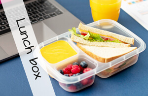 Lunch box publicitaire personnalisée avec logo pour entreprise et association à prix discount 