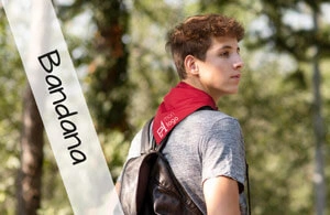Bandana publicitaire personnalisé avec logo pour entreprise et association à prix discount  
