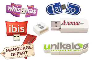 Clé USB 2D à la forme du logo publicitaire personnalisée 